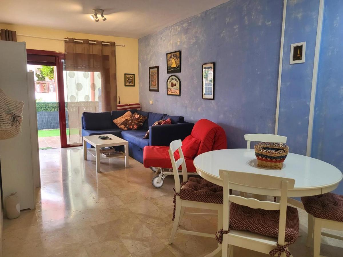 Oasis Palm Mar By Helloapartments Ngoại thất bức ảnh