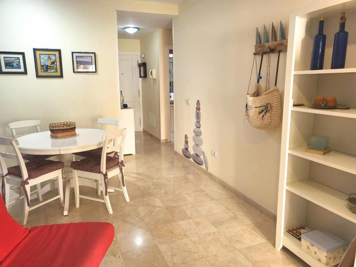 Oasis Palm Mar By Helloapartments Ngoại thất bức ảnh
