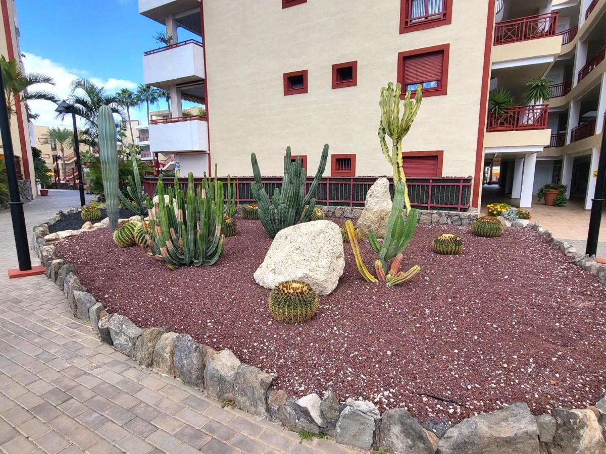 Oasis Palm Mar By Helloapartments Ngoại thất bức ảnh