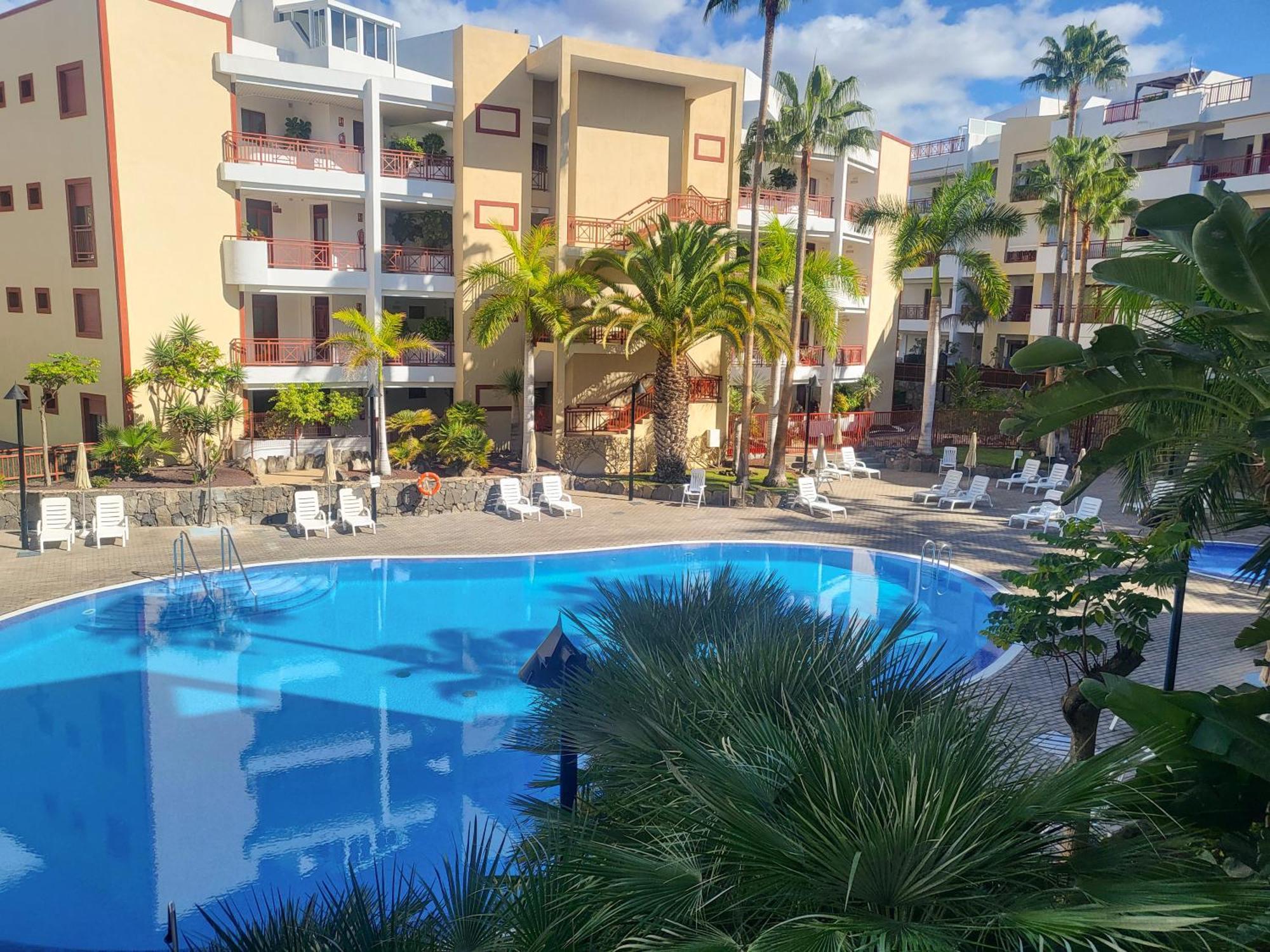 Oasis Palm Mar By Helloapartments Ngoại thất bức ảnh