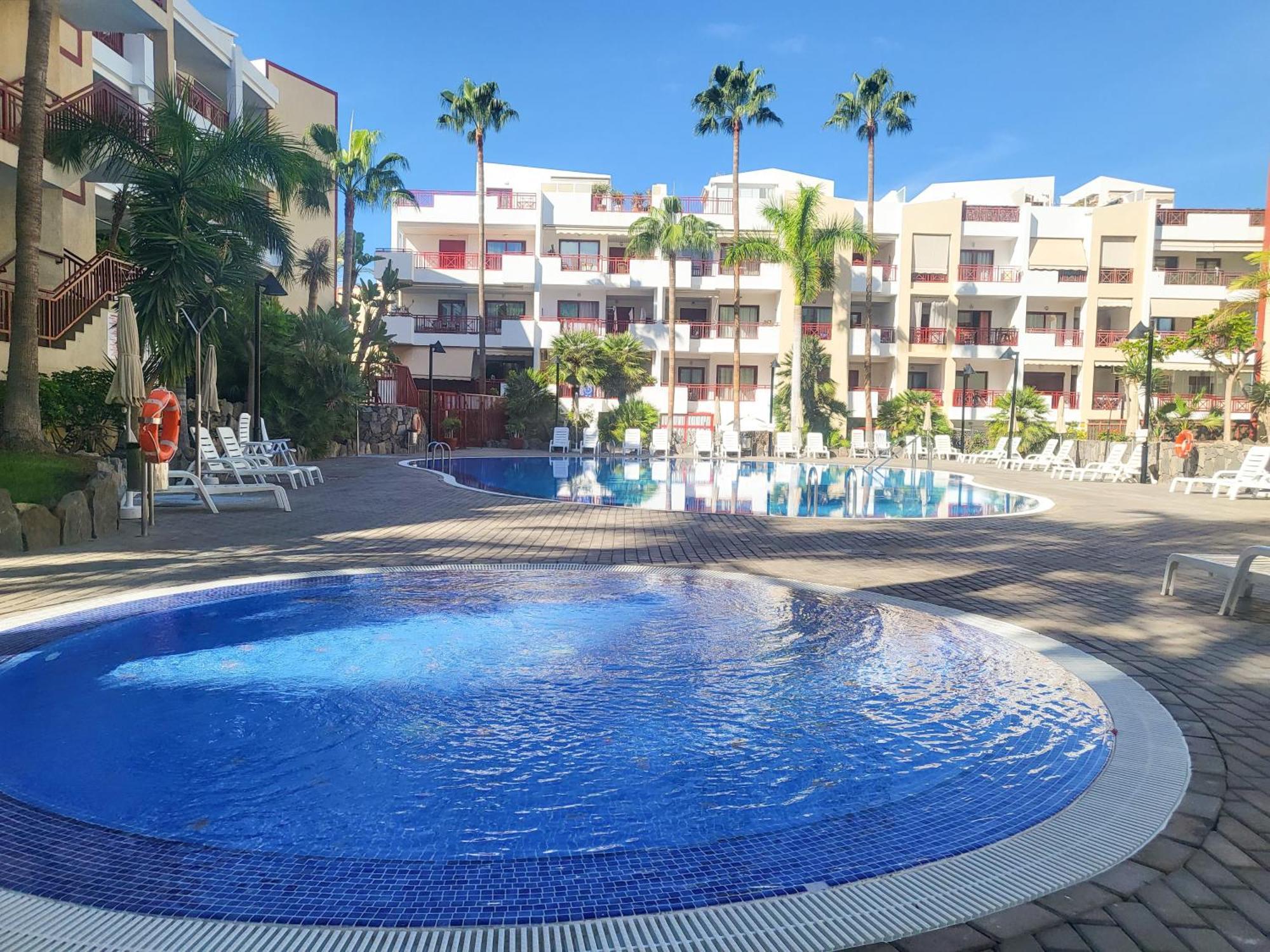 Oasis Palm Mar By Helloapartments Ngoại thất bức ảnh